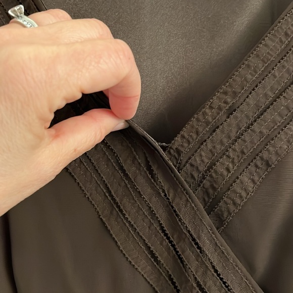 Liz Claiborne size 8 brown semi formal dress - Picture 6 of 7